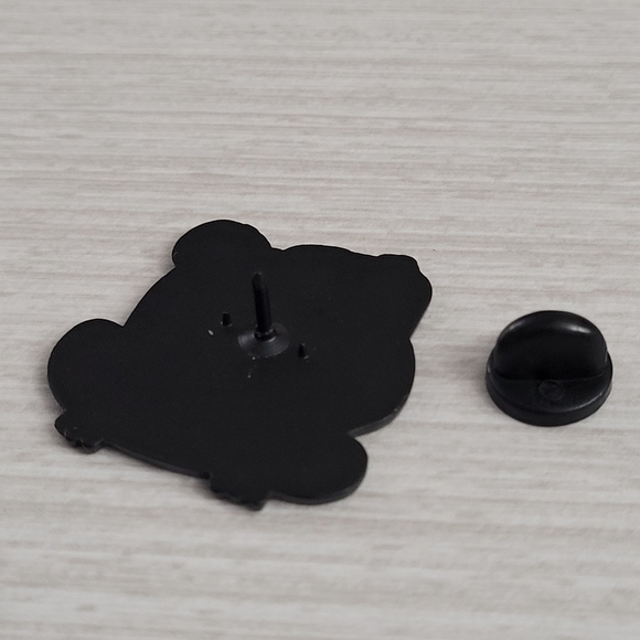 Frogtographer Frog With A Camera Enamel Pin - Picture 5 of 10